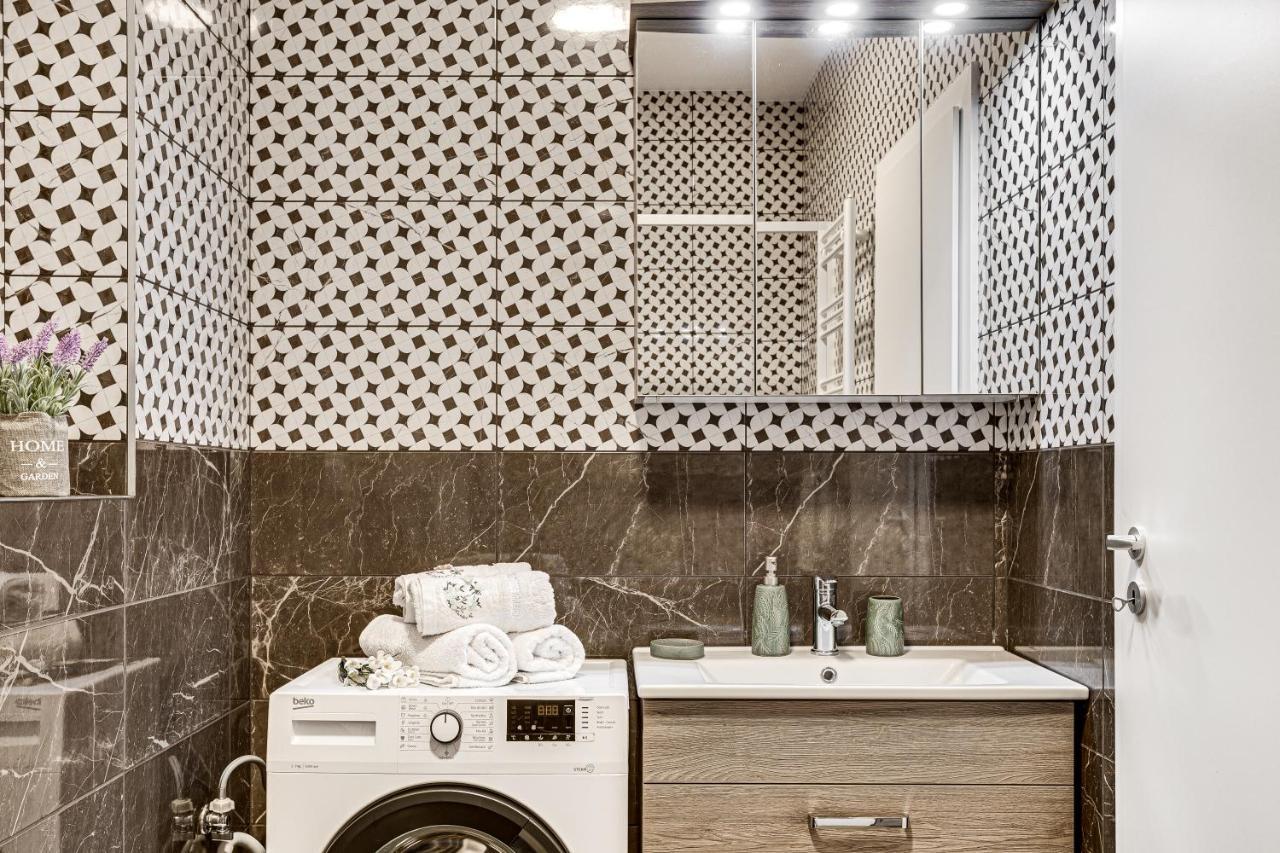 Ari Olive Apartment Near Atrium & Afi Mall Арад Экстерьер фото
